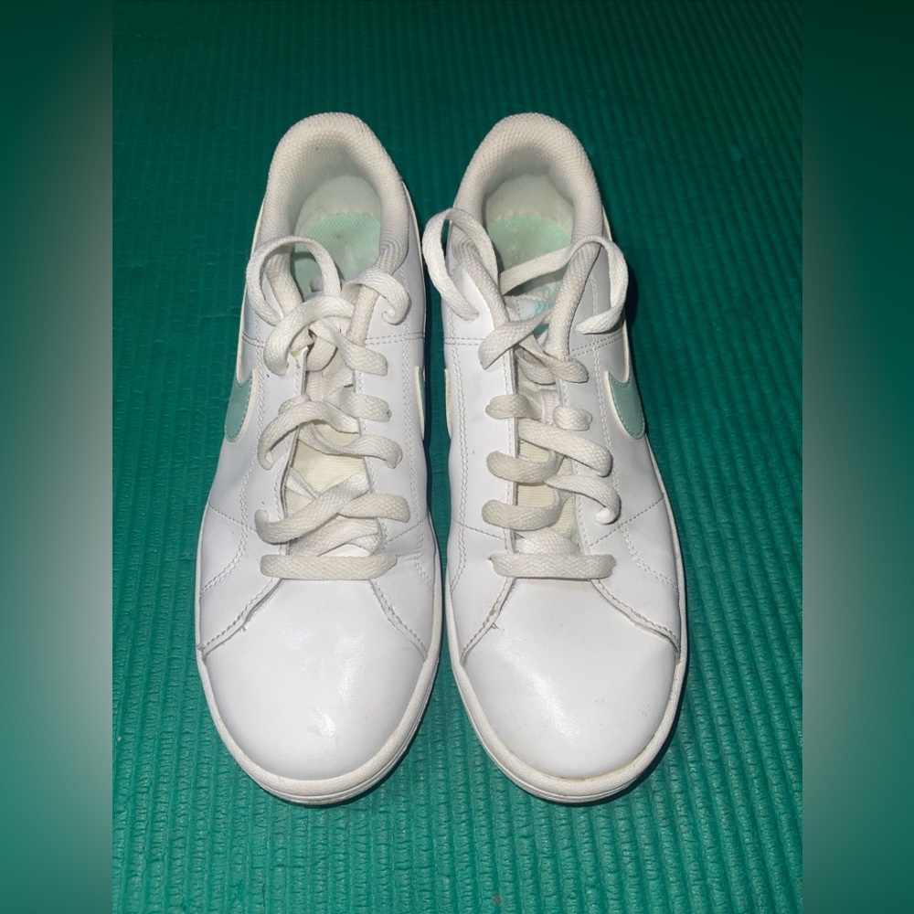 Nike Court Royale White & Mint Green CU9038-104 Training Shoe Women Size 8